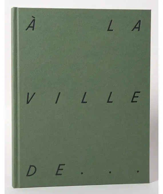 A la Ville de...